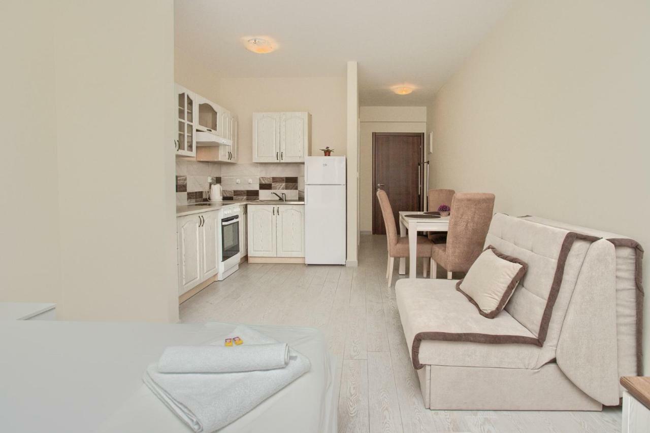 Sea Star Luxury Apartment Cattaro Esterno foto